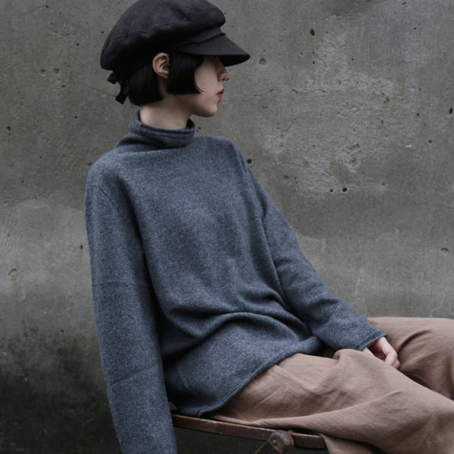 やわらかい繊維から生まれる最高の心地良さ カシミヤ100％ ハイネック