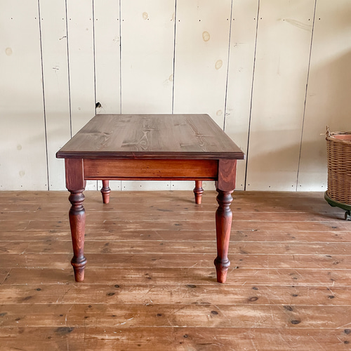 アンティークろくろ脚無垢材　パイン材ローテーブル大型　4杯引き出し対面式文机 アンティークろくろ脚無垢材 パイン材ローテーブル大型 4杯引き出し