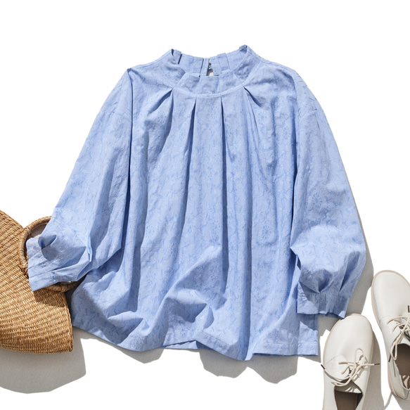 ★有貨★ 甜美感十足的褶皺襯衫，成熟女性也能享受。長袖套頭衫，棉質。 240903-1 第1張的照片