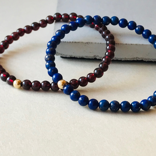 小さな天然石ブレスレット／ラピスラズリ4mm 14kgf ブレスレット moto