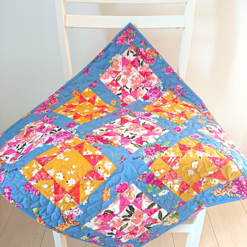 パッチワークキルトタペストリー／マルチマット／マルチカバー