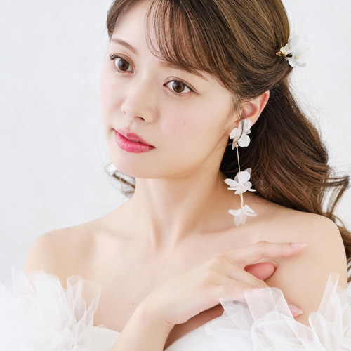 【一度着用】アールイズウェディング ヘッドドレス（Nia）、ピアス（Lily） ヘッドピース ~ブライダルヘッドドレス~ ≪HP-24≫ | DisMoi