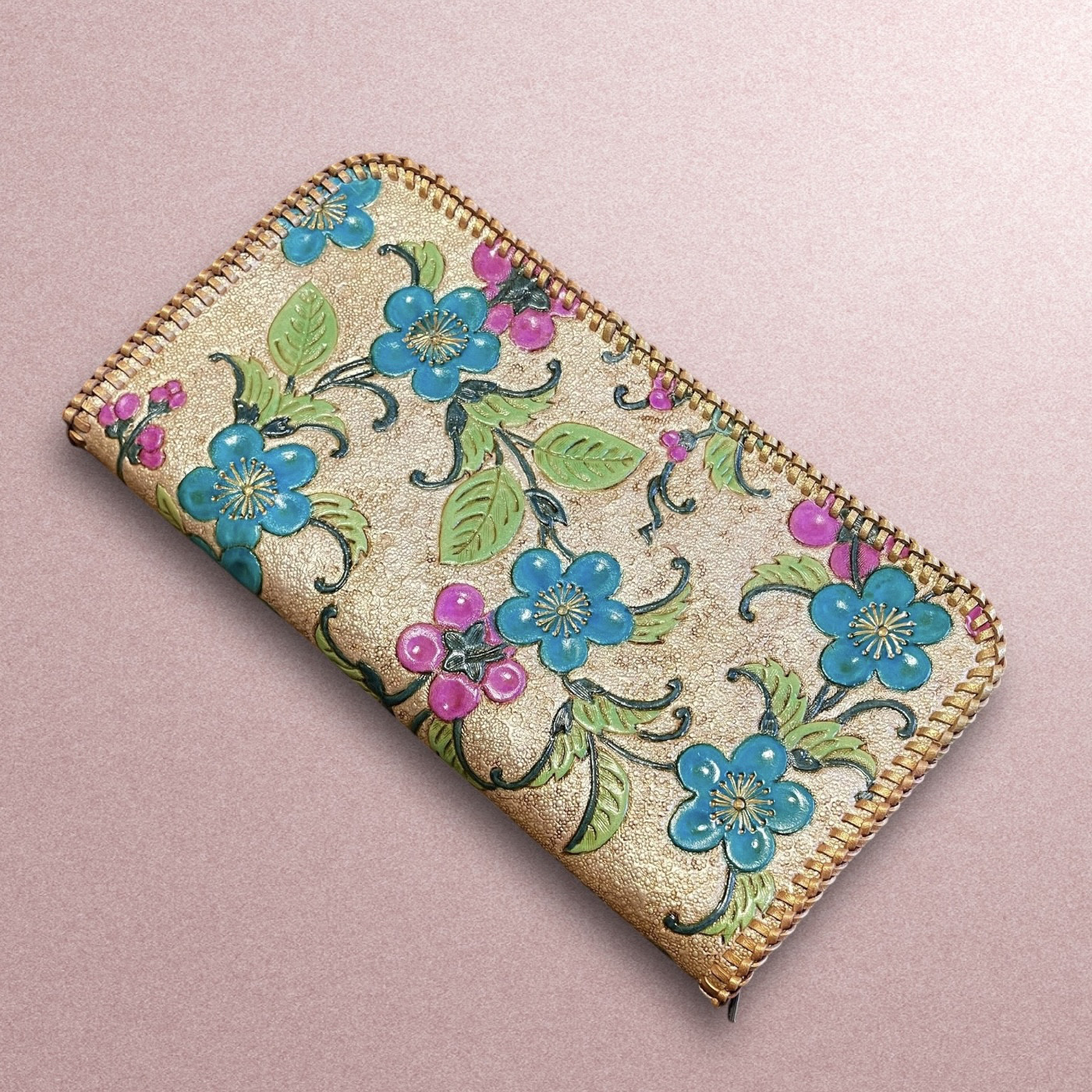 美品　ハンドメイド 花柄彫刻 レザー長財布 美品 ハンドメイド 花柄彫刻 レザー長財布