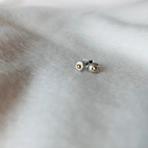 太陽ピアス 大人ピアス ユニセックス シルバーとK18ゴールドの