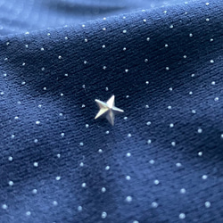 ★ 星 小ぶりピアス K18ゴールドピアス ユニセックスピアス 9枚目の画像