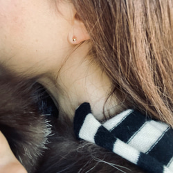 ★ 星 小ぶりピアス K18ゴールドピアス ユニセックスピアス 6枚目の画像