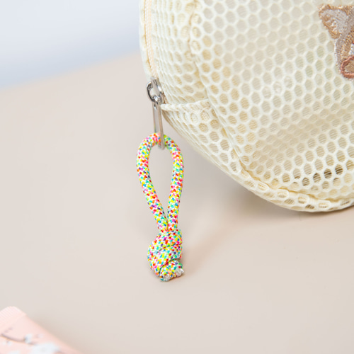 メッシュポーチ 刺繍 猫ちゃんたち 巾着バッグ honok（刺繍専門