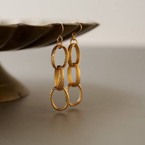 k18 ヴィンテージユージニィーチェーンの耳飾り（14kgfピアス  