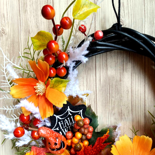 コスモスとベリーのハロウィンリース☆玄関リース☆造花 秋リース  