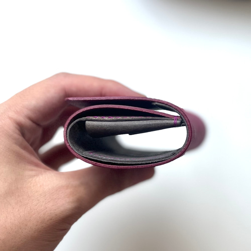 【オーダー品】ギボシでとめる三つ折り財布（グレー×ブラック） オーダー品］ギボシでとめる三つ折り財布【グレー】ストラップ