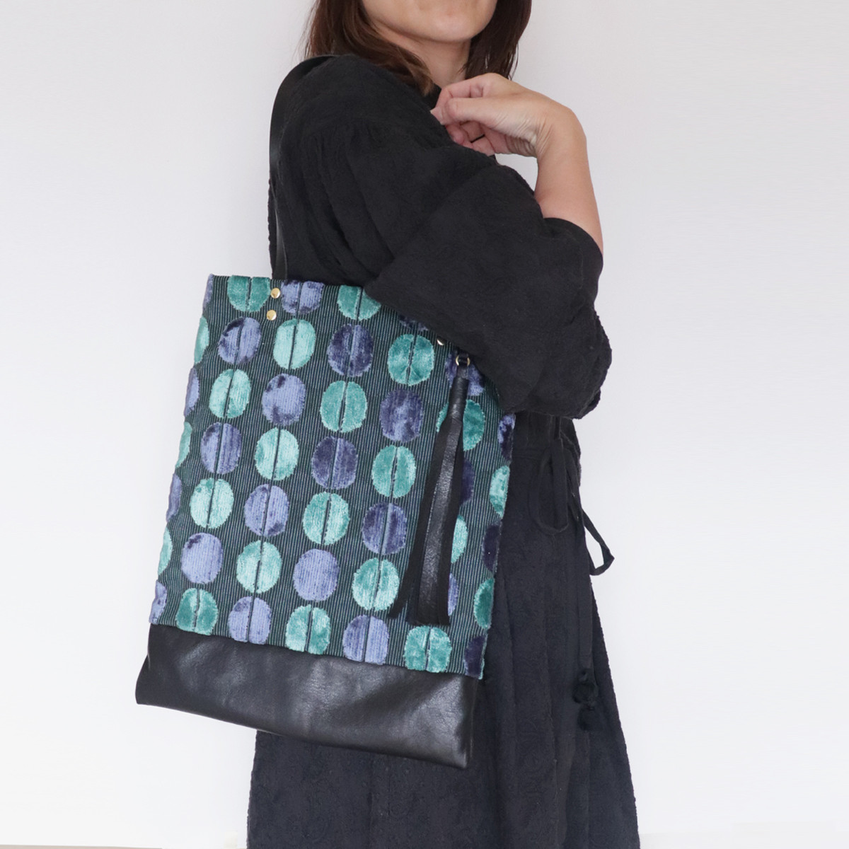 上質な生地　金華山織と牛革レザーのA4トートバッグ　GREEN&BLACK