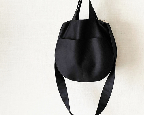 ラウンドショルダーバッグ　ハンドメイド 詳しい作り方は本編を見てね！両面外ポケットが嬉しい！ラウンド
