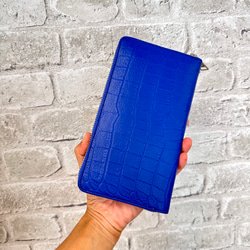 【仕切り有りモデル】収納力重視！長財布〈TORON〉Royal blueロイヤルブルー　クロコ型押し 3枚目の画像