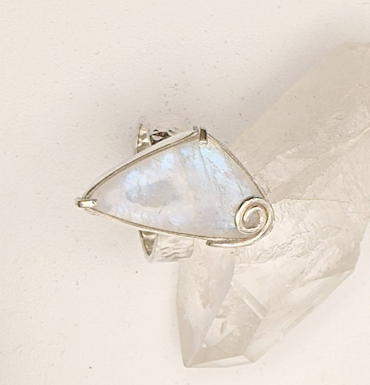 幻想的★　レインボームーンストーン　シルバーリング　size13