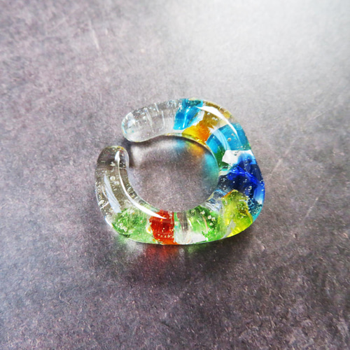 11.琉球ガラスのカレット入りレジンイヤーカフ イヤーカフ Cyanberry