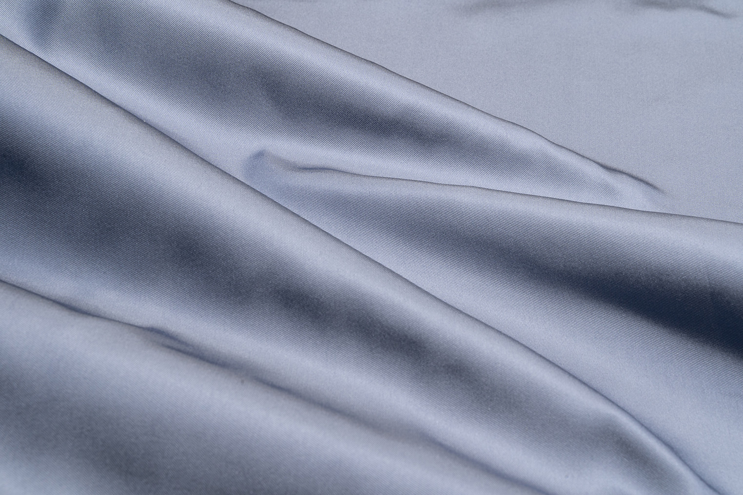 【美品】n100 シルクタフタコート　シルバー 美品】n100 シルクタフタコート シルバー シルクタフタ ライト