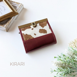 お札が折らずに入るミニ財布◆ホルスタイン柄ハラコ本革×ボルドー本革◆コンパクト 二つ折りレザー財布  直線口金 こっくり 1枚目の画像