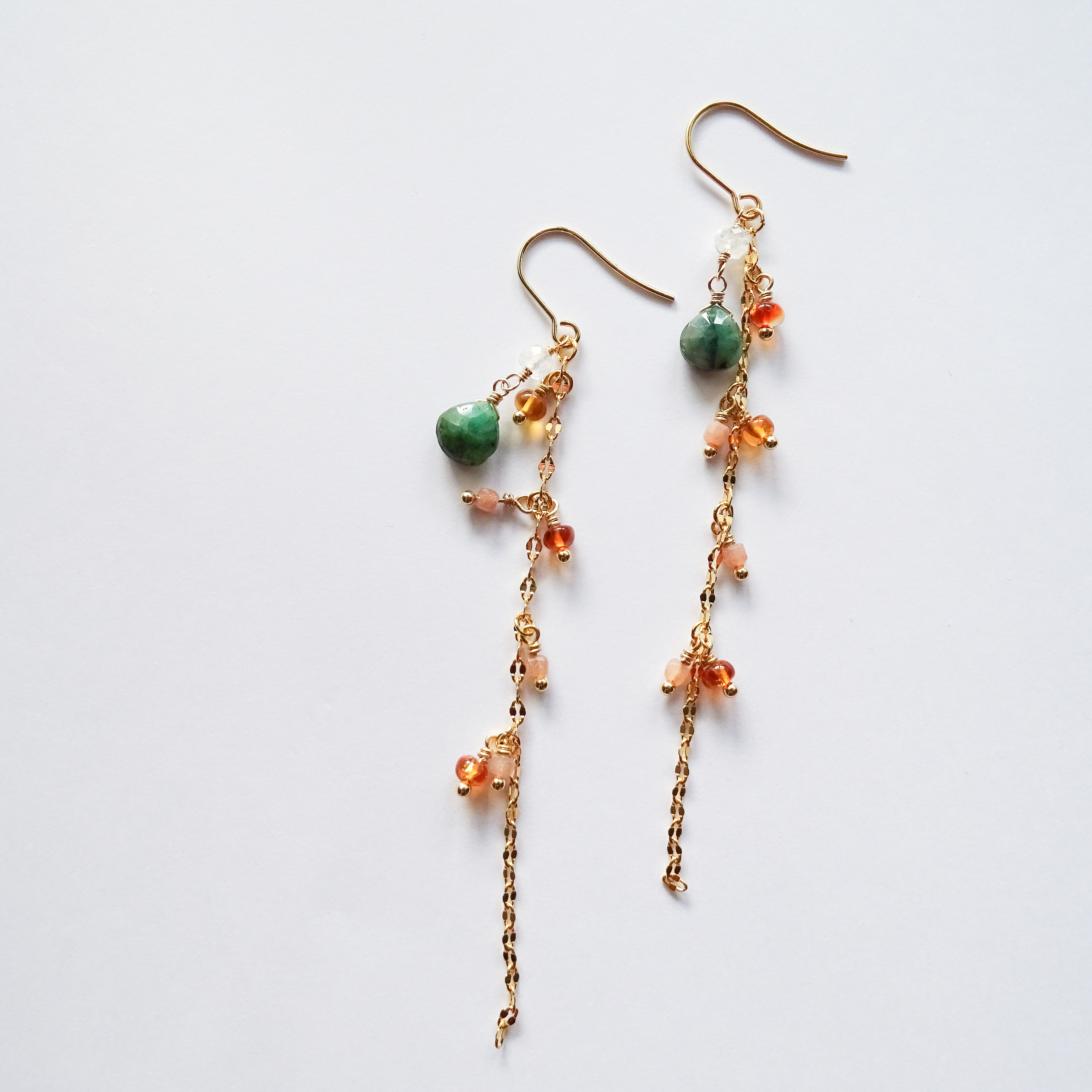 【秋冬】エメラルド 秋色ロングピアス SUS316L 14kgf K16gp 秋の誕生石2024