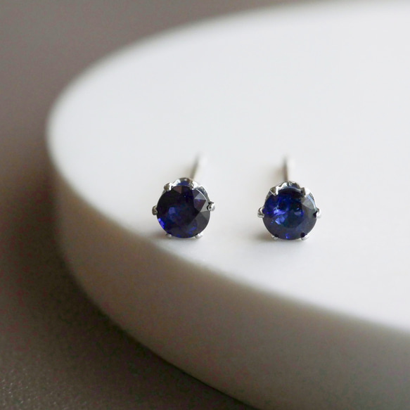 ブルーサファイアの一粒ピアス 3mm 9月誕生石 サージカル