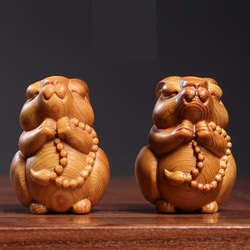 【開運✨十二支】天然香木 崖柏 木彫りチャーム 干支 守り飾り 全12種 開運✨十二支】天然香木 崖柏 木彫りチャーム 干支 守り飾り 全12種