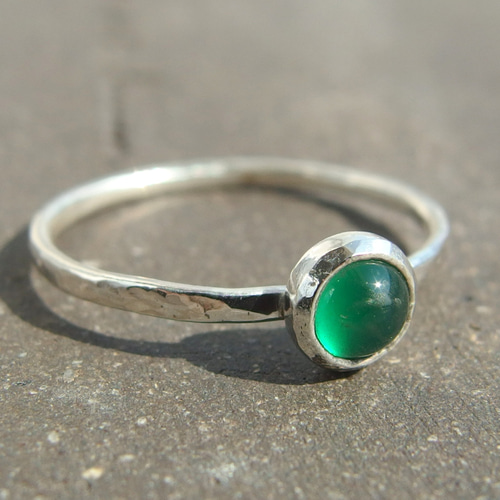 グリーンオニキス一粒リング 【silver】 4㎜ カボション 5月の誕生石
