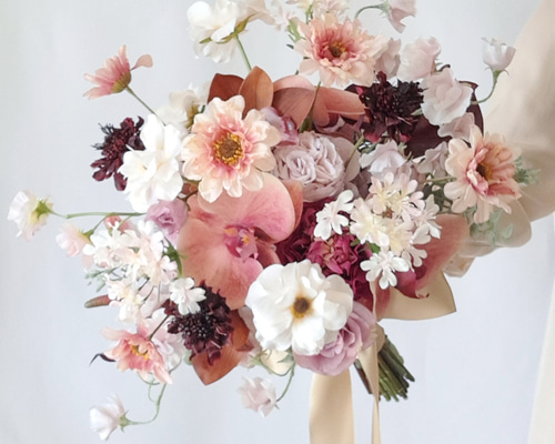 胡蝶蘭とシンビジウムのウェディングブーケ&ブートニア