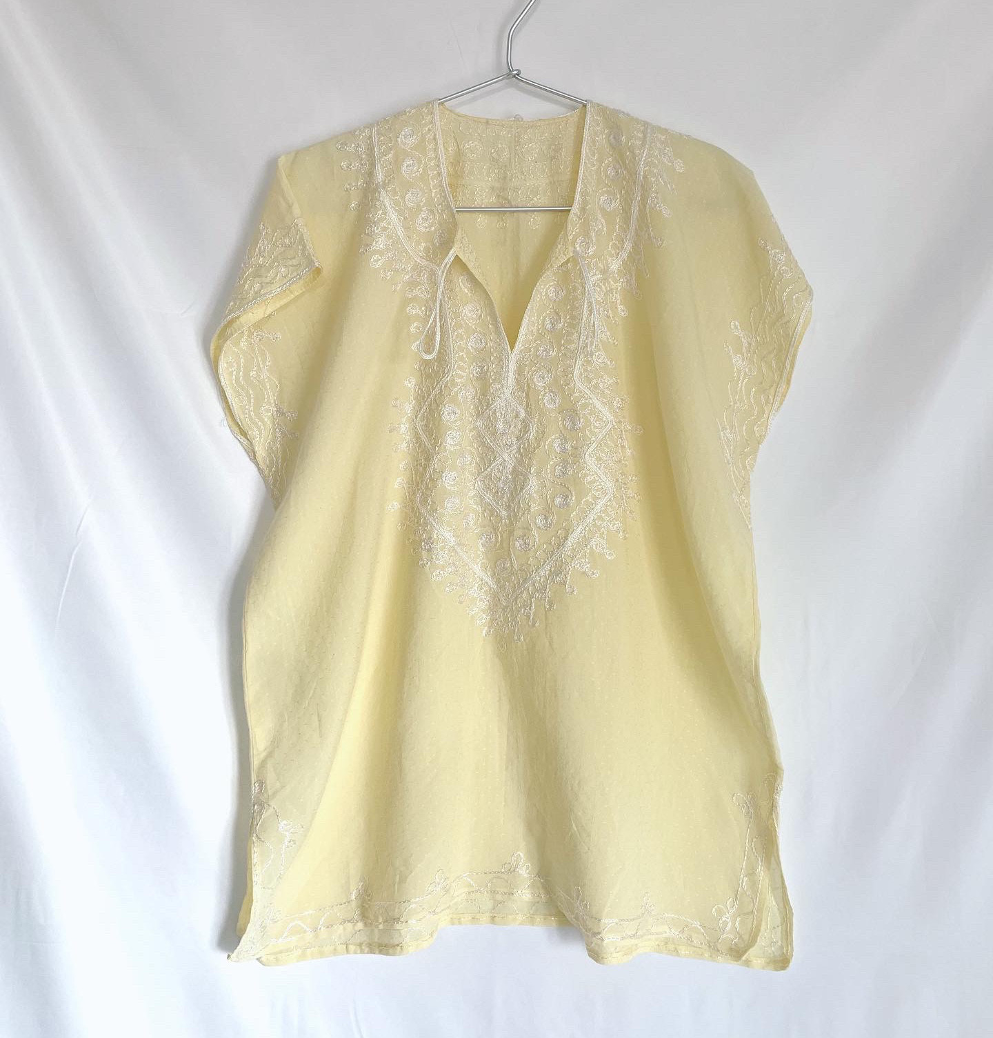 vintage embroidery tops