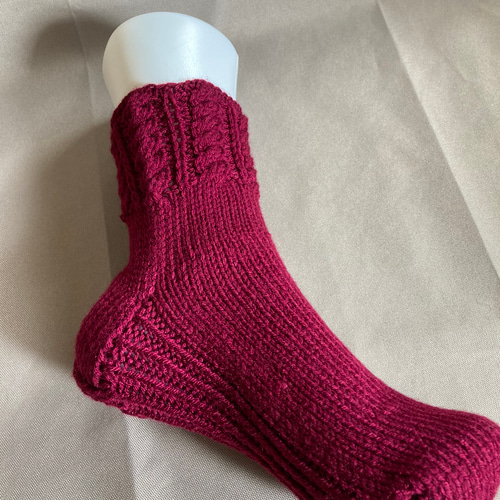 手編み靴下（６）濃い赤 手編み靴下（6）濃い赤