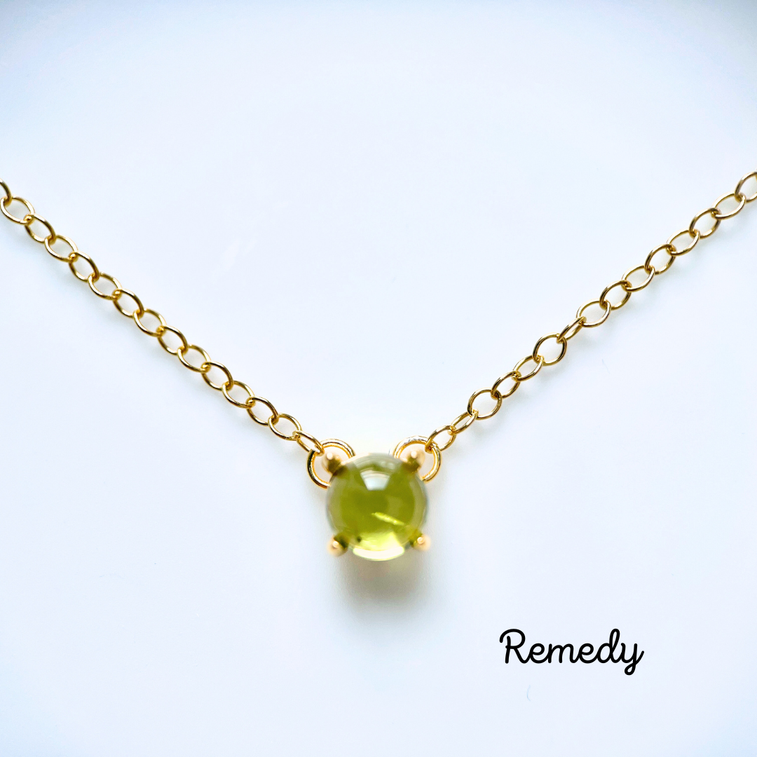 【ドゥーエ】ペリドットの一粒ネックレス(6mm)〜silver925/18KGP　８月誕生石