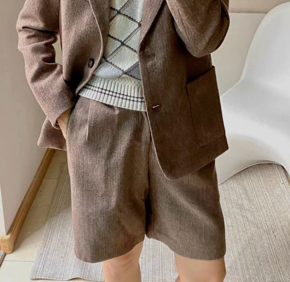 おしゃれ度アップ　ウール混ショートパンツ　ヘリンボーン柄　ポケット付き【春秋】ブラウン系 4枚目の画像