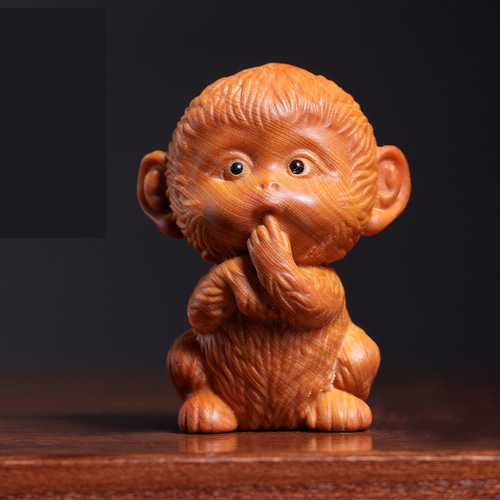 天然崖柏木 可愛い 木彫りの悟空ちゃん やんちゃな子ザル 「言うな