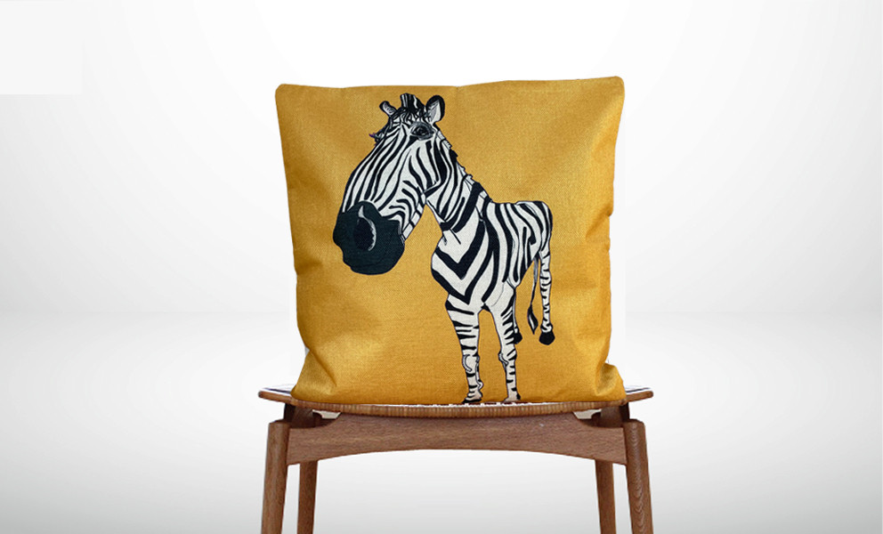 森のクッション Zebra design  -ヒノキの香り-