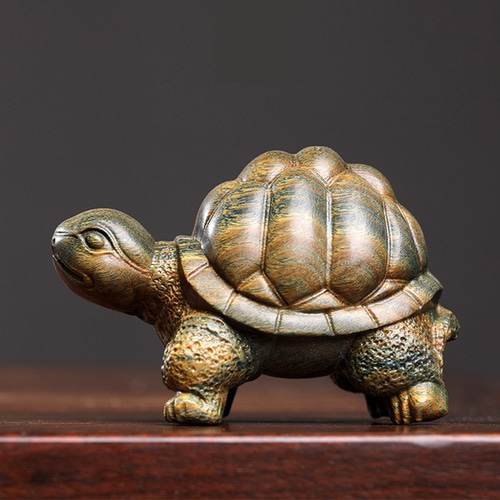 亀の彫刻品
