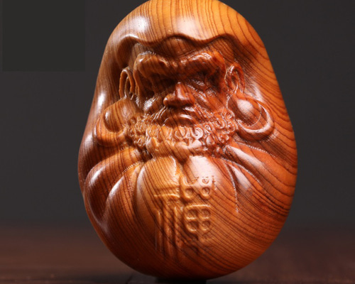 縁起物 天然木 達磨 だるま ダルマ 木彫置物 H6.5×W6×D6(cm