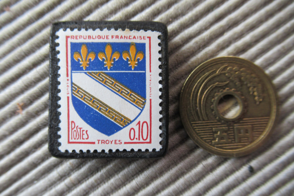 法國“佳洁士”郵票胸針875 第3張的照片