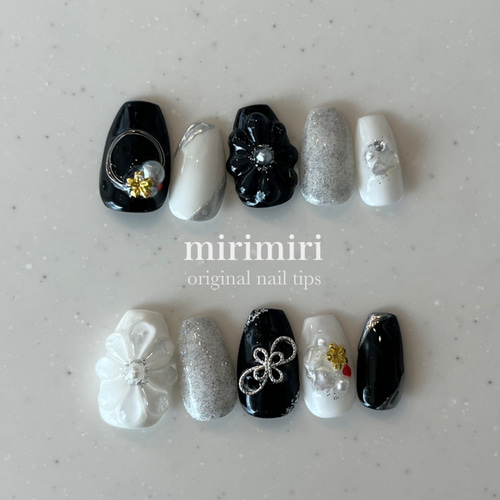 215 〗ネイルチップ 成人式ネイル 振袖ネイル 黒 シルバー ラメ 水引き  