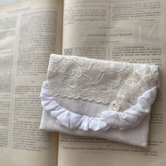 フランスアンティークレースポーチ