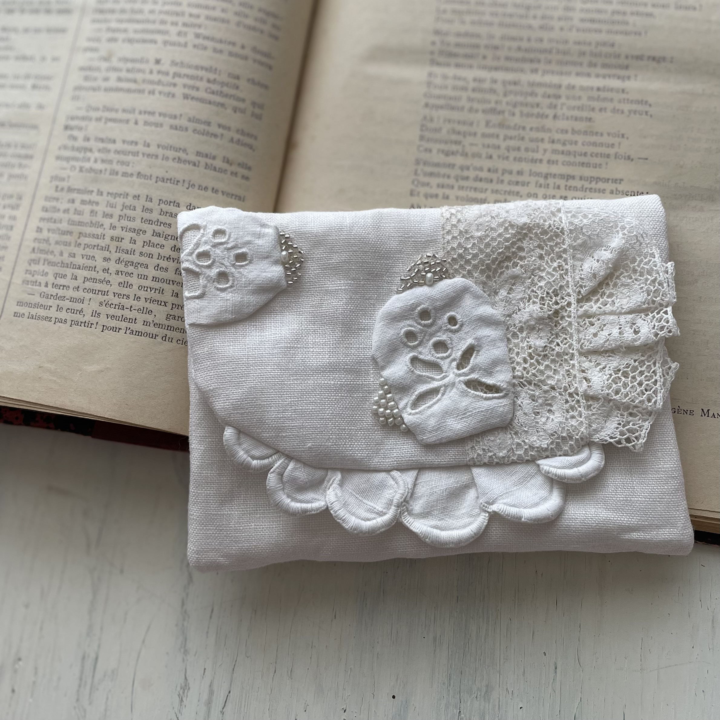 フランスアンティーク　ポーチ フランス アンティークレース - ポーチ france antique race - pouch