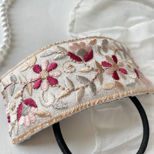 2024人気特価 インド刺繍 ヘアゴム ワイヤー入り ヘアアクセサリー ゴム 刺繍 ヘアゴム