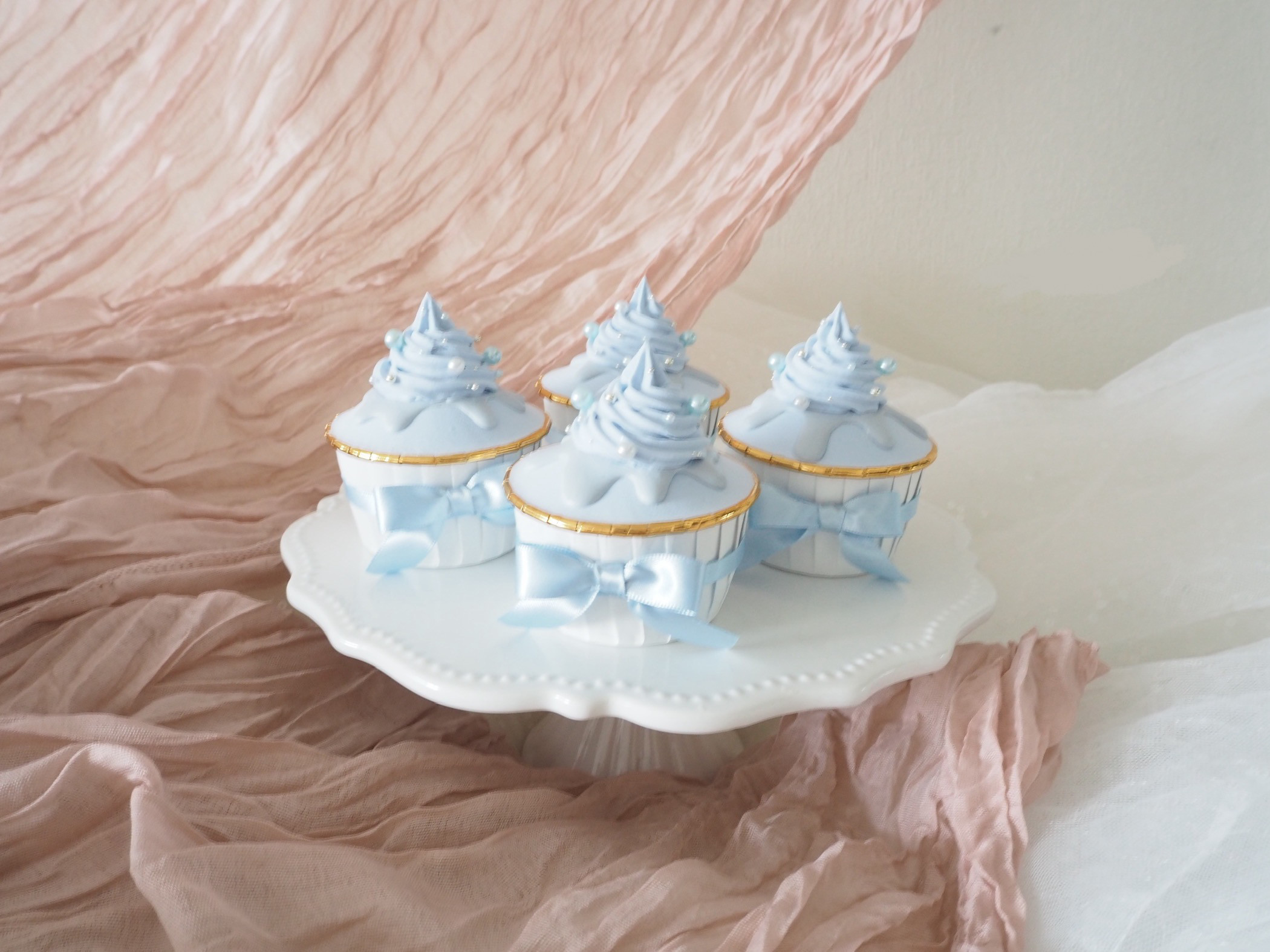 【ご予約品】クレイケーキ カップケーキ ドーナツset フェイクスイーツ 誕生日 ご予約品】クレイケーキ カップケーキ ドーナツset フェイク