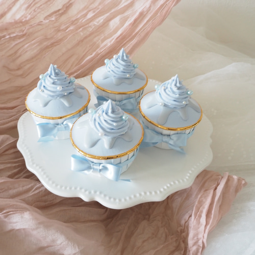 参考画像 クレイカップケーキ くすみブルーなカップケーキ】クレイケーキ ディスプレイケーキ