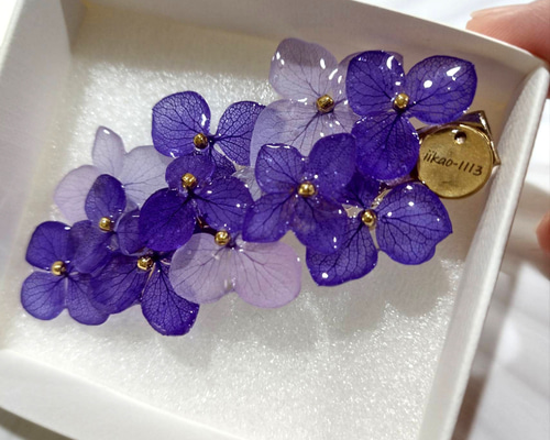 【006】紫陽花のヘアクリップ❁﻿ 【訳あり品】 5fe3f13388d42f22eb7ff1338e4478