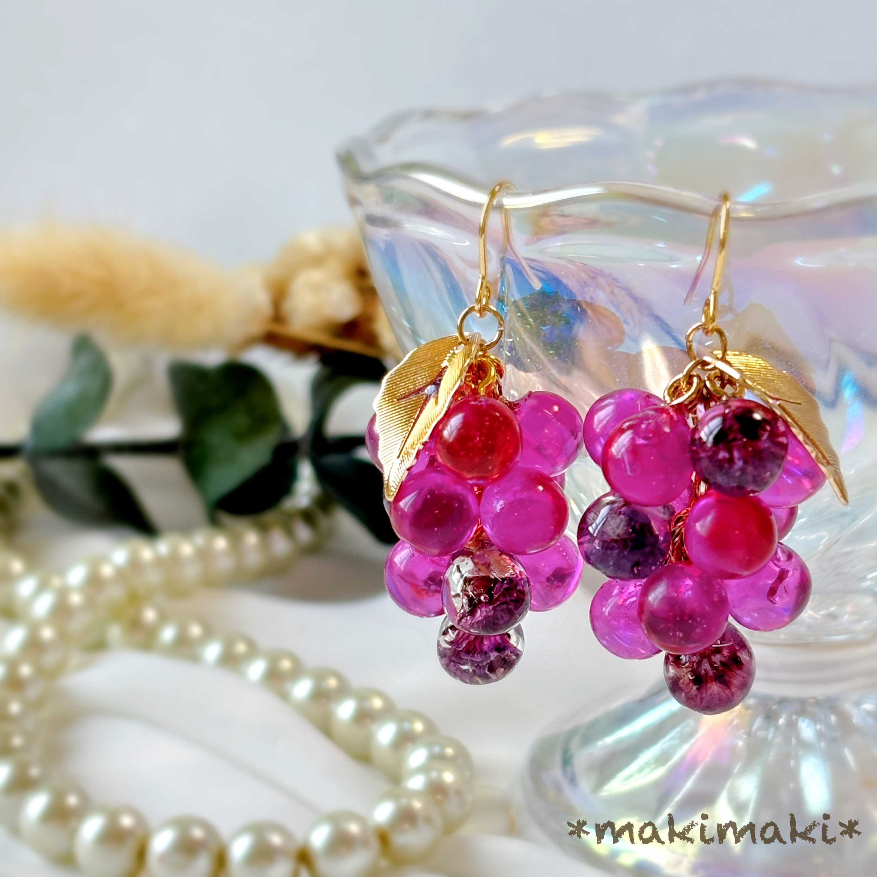 ꫛꫀꪝ秋の実り〜巨峰の華〜ピアス/イヤリング〜金属アレルギー対応【creema限定送料無料❣️】