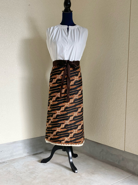 651 オールド バティック ジャワ更紗 エプロン 古布 リメイク 腰巻き  