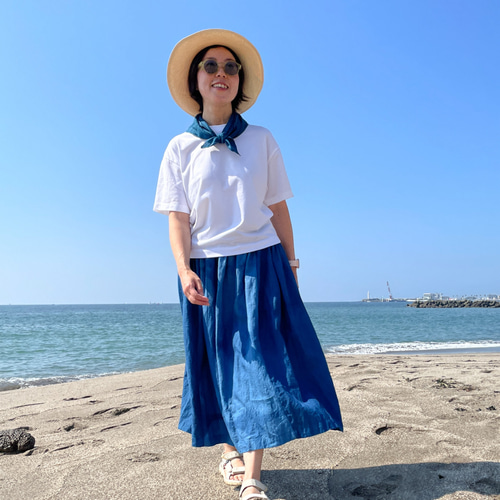日本製 定価53,900円 アイシーブルーふんわりミモレ丈フレアスカート 日本製 定価53,900円 アイシーブルーふんわりミモレ丈フレア