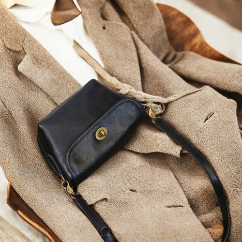 ビンテージ　革製　水筒　ショルダーバック ビンテージ 革製 水筒 ショルダーバック ビンテージ 革製 水筒