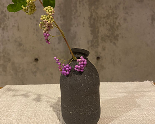 壺（蓋付き) 黒土 茶入れ＊キャニスター＊花器etc 一輪挿し・花瓶