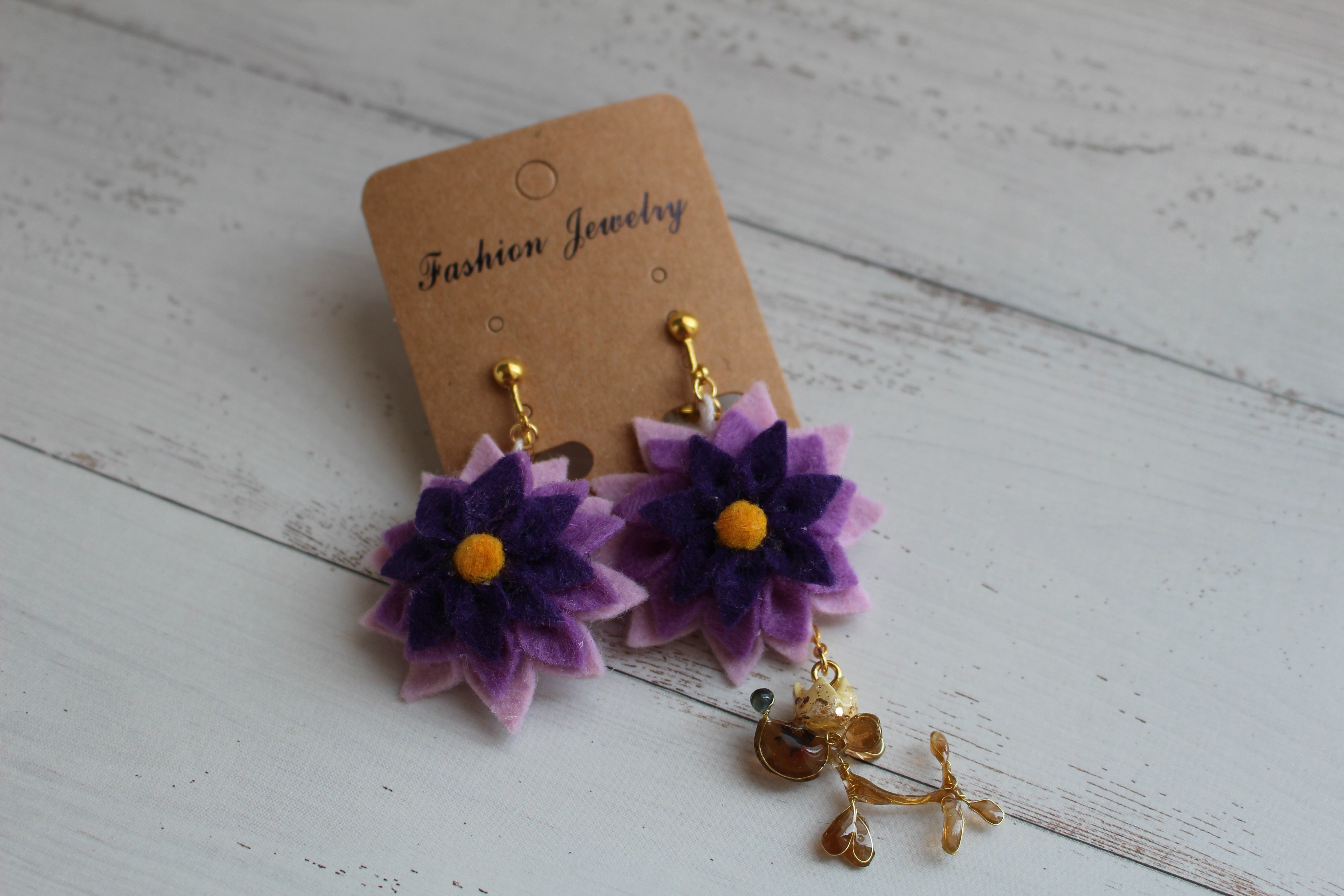 私は王様⁈王冠カカと紫ダリア✨