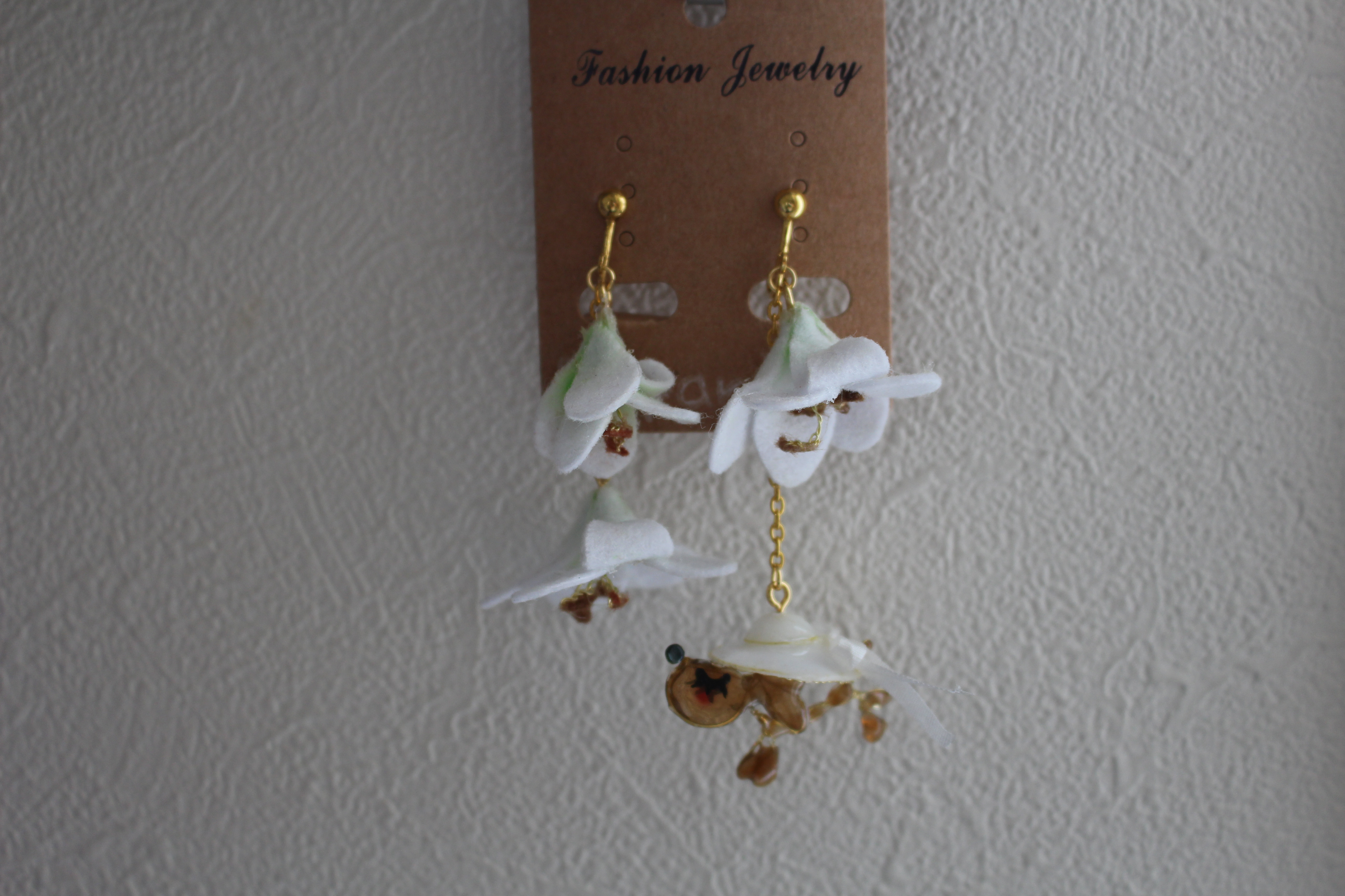 一緒にお出かけしても良いわよ❤️女優帽子のカカとユリ✨