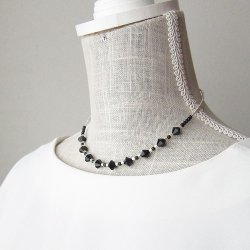 ブラック ソロバン カット ガラス ビーズ ネックレス 黒 ブラック